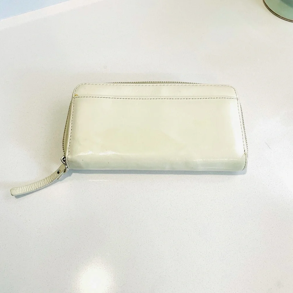 Kate Spade Bone Patent Leather Zip Around Wallet